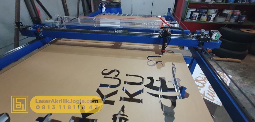 jasa laser akrilik murah di jogja